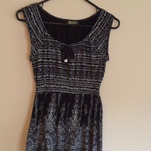 Black stretchy tank top